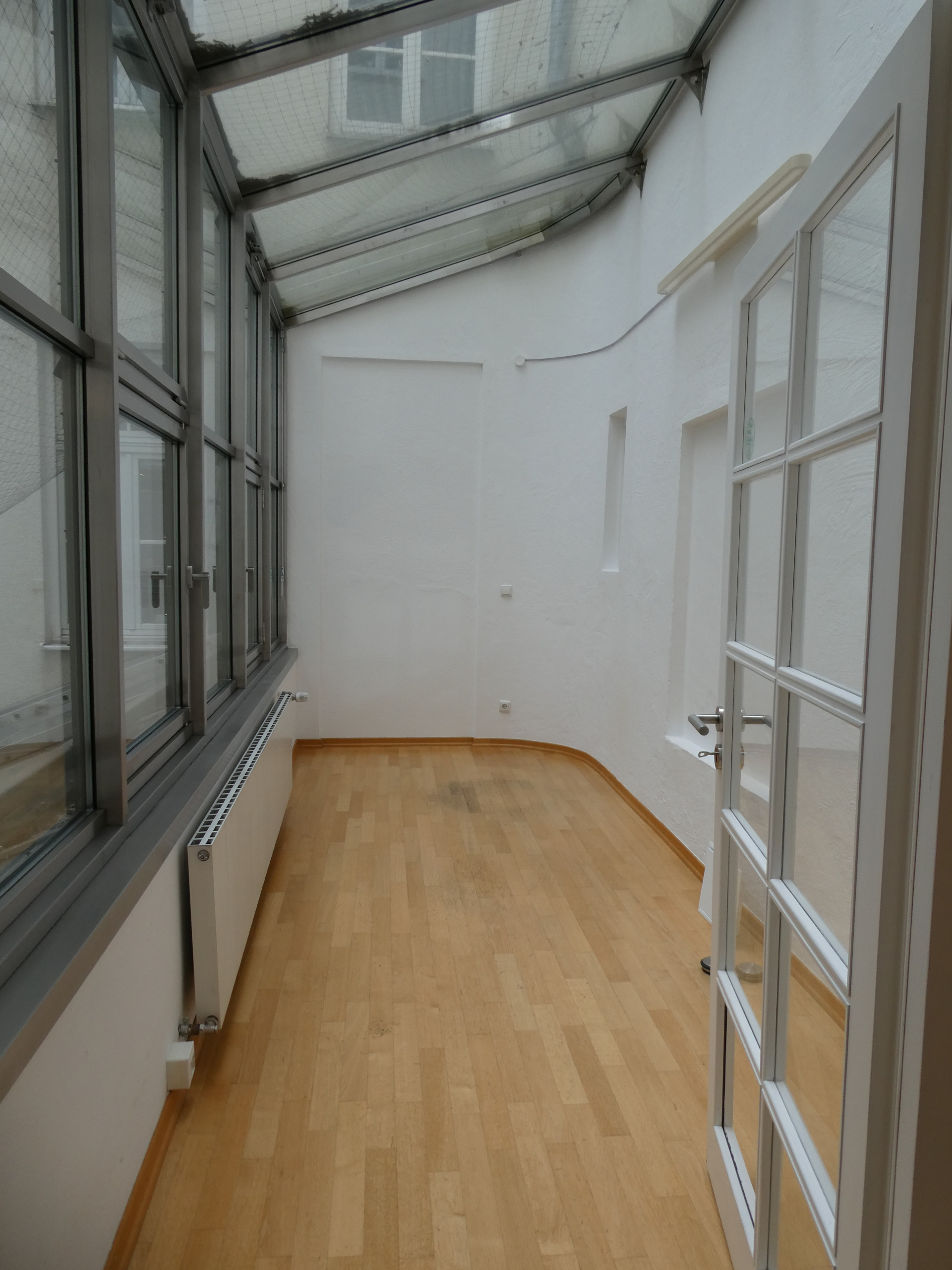 Provisionsfrei!: charmantes Altbau-Büro mitten auf der Sendlinger Straße! - Wintergarten