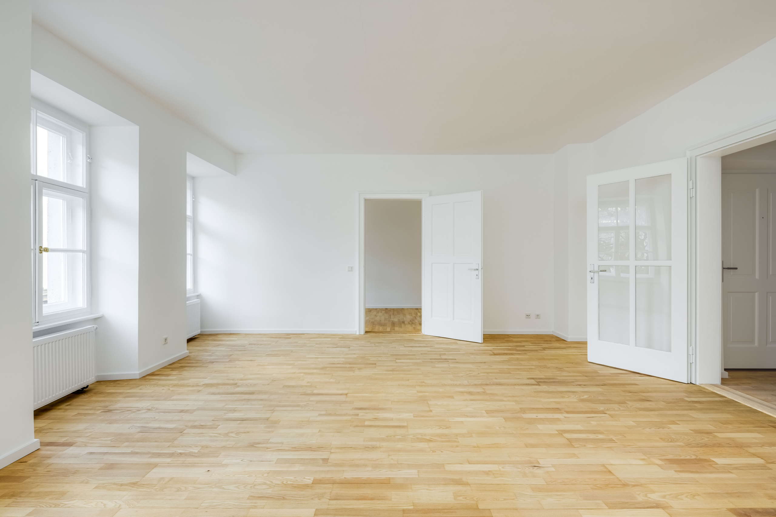 Direkt vom Eigentümer: Helle Altbauwohnung mit Balkon am Sendlinger Tor - Wohnzimmer_Ansicht 1