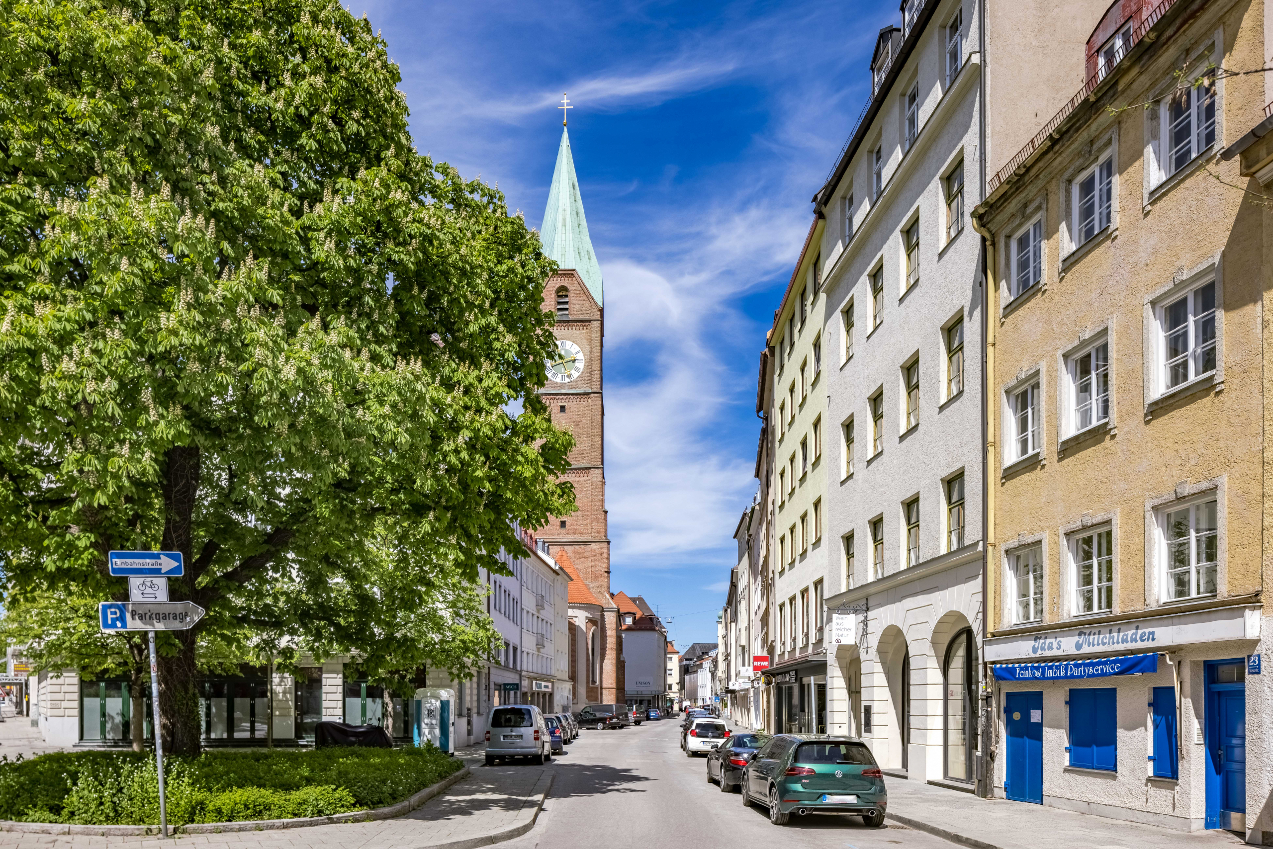 Direkt vom Eigentümer: Helle Altbauwohnung mit Balkon am Sendlinger Tor - Kreustraße
