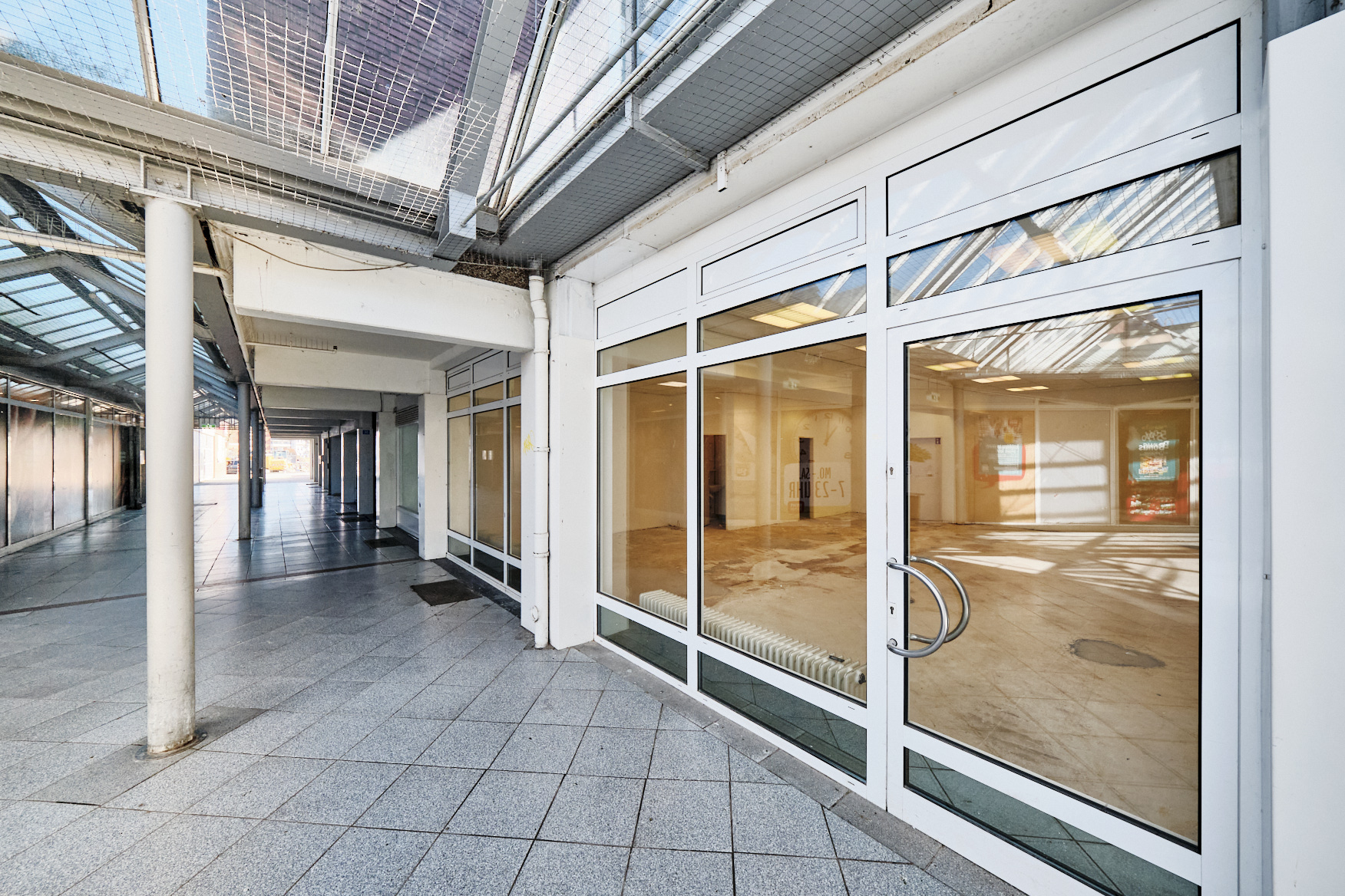 Laden Nr. 11, HS-Nr. 32_DSCF9622_2MP