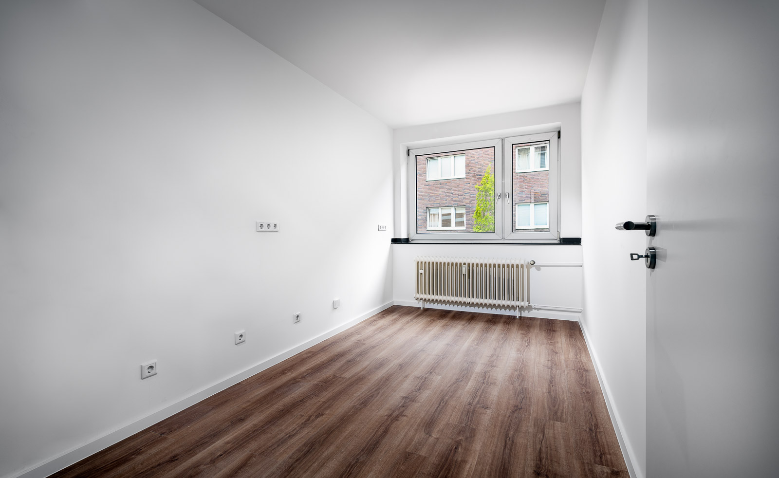 Direkt von Eigentümer: Moderne, lichtdurchflutete Wohnung in Hochschulnähe - Küche