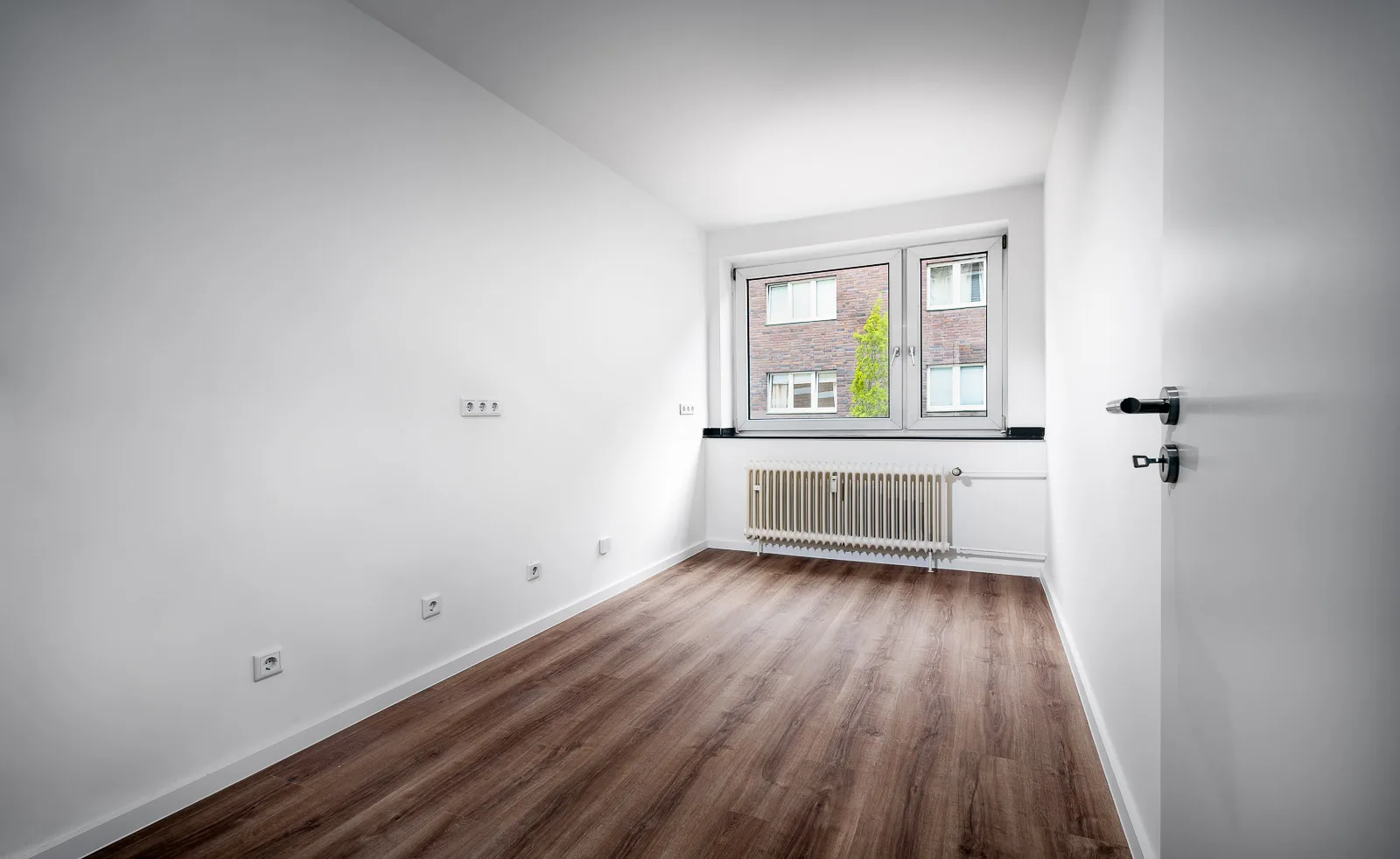 Direkt von Eigentümer: Moderne, lichtdurchflutete Wohnung in Hochschulnähe - Küche