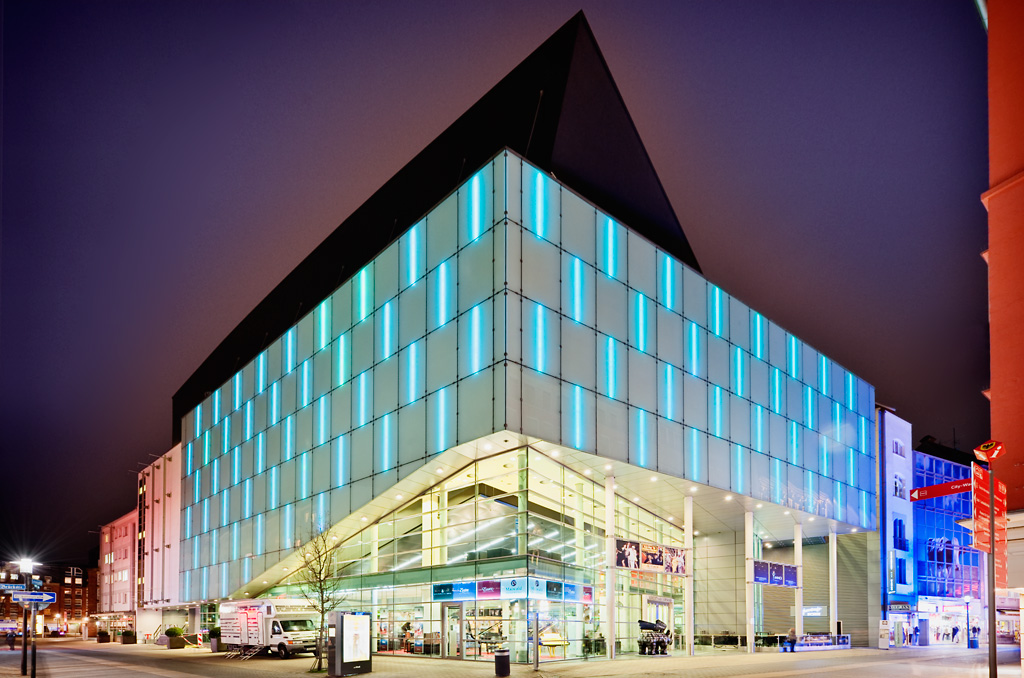 Direkt vom Eigentümer: Erstbezug! Penthouse-Wohnung mit tollem Blick - Umgebung 1