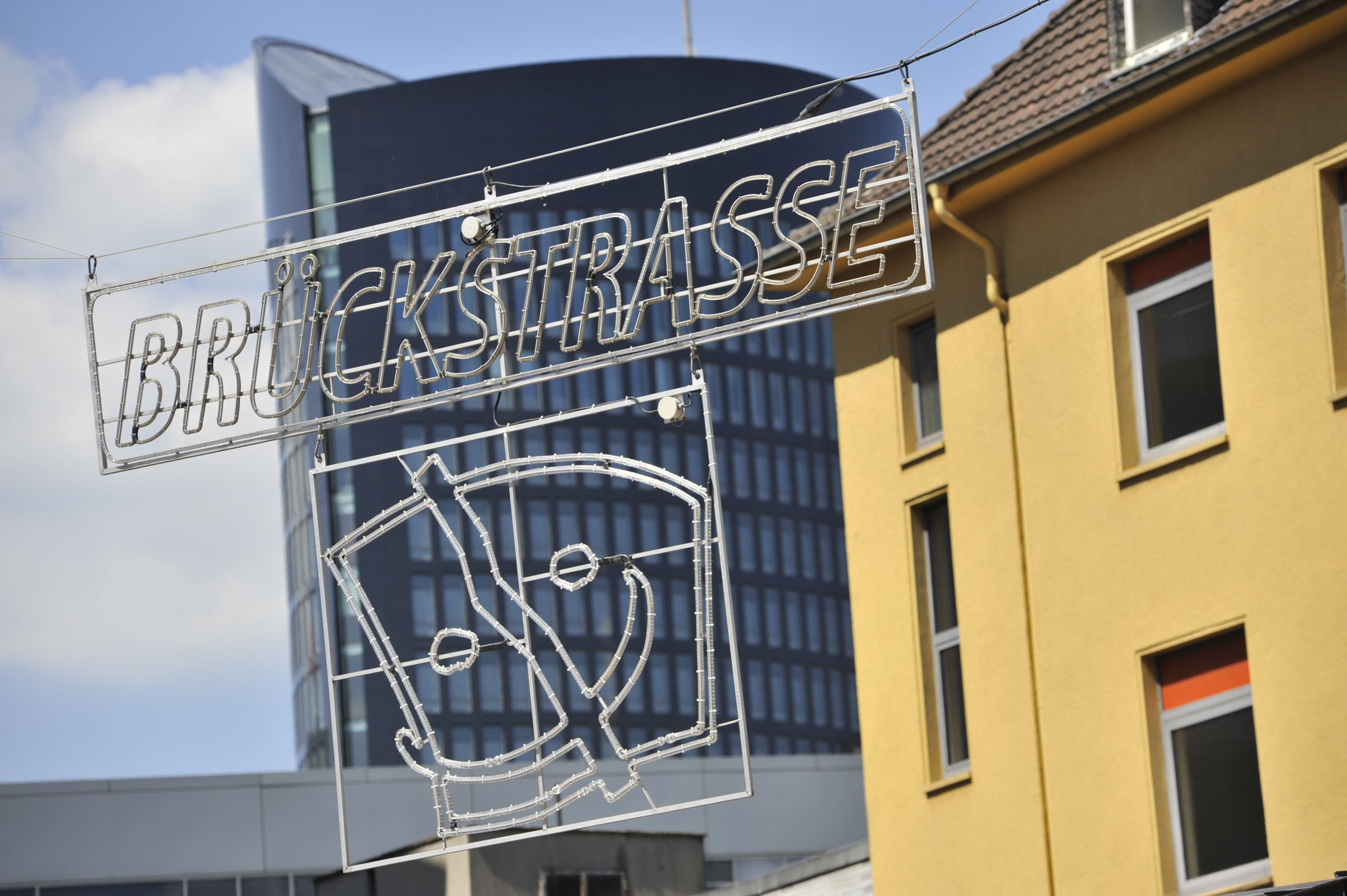 Direkt vom Eigentümer: Erstbezug! Penthouse-Wohnung mit tollem Blick - Willkommen in der Brückstr