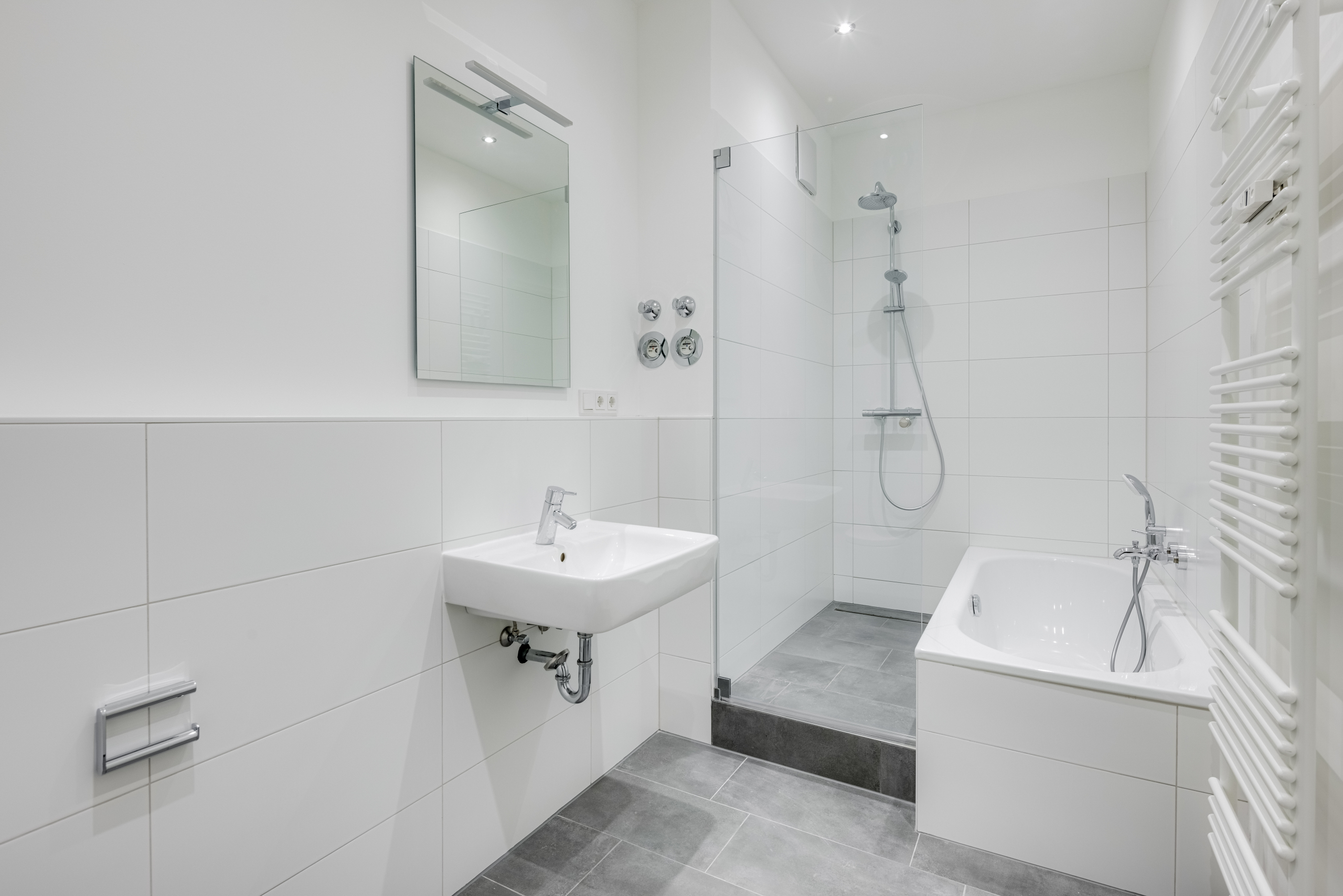 Direkt vom Eigentümer: Beste Innenstadtlage - Dachterrassenwohnung in einem historischen Altbau - Bad