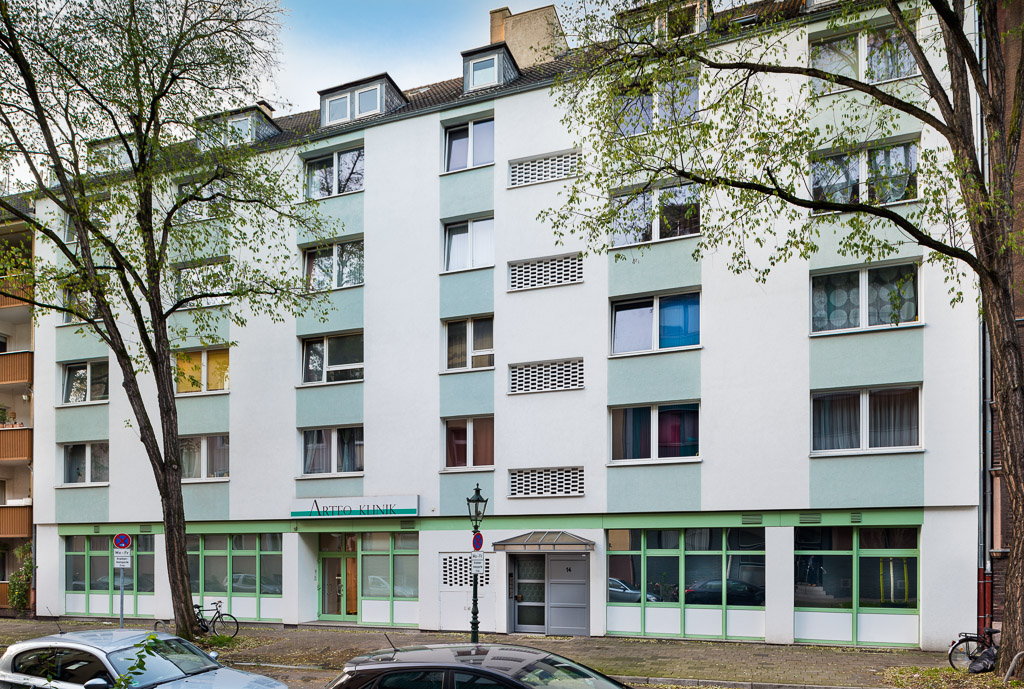 Direkt vom Eigentümer: Moderne, lichtdurchflutetes 2-Zimmer Appartement in Hochschulnähe - buelowstrasse-14-duesseldorf-fassade-web