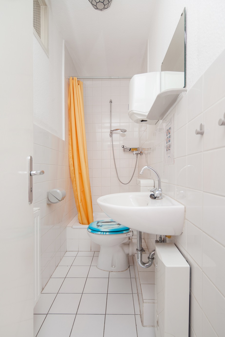 Direkt vom Eigentümer: helle Bürofläche mit Top-ÖPNV-Anbindung in Hasselbrook - _WC 1. OG