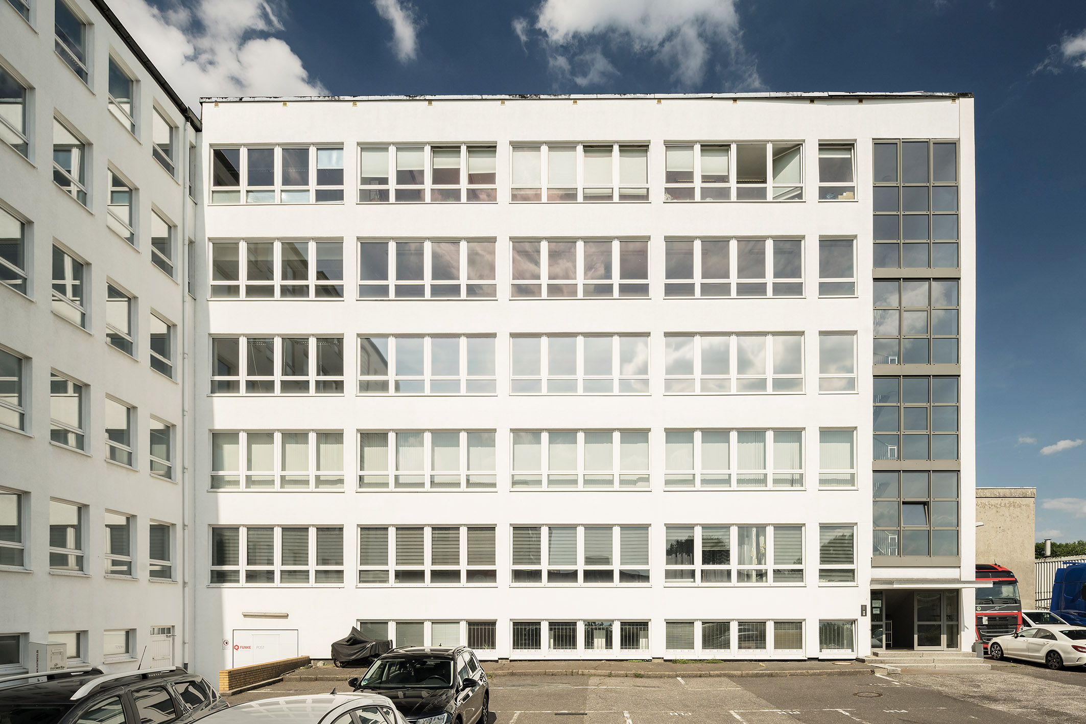 TN-220616 Terrania - Basedowstraße 12-9200 web