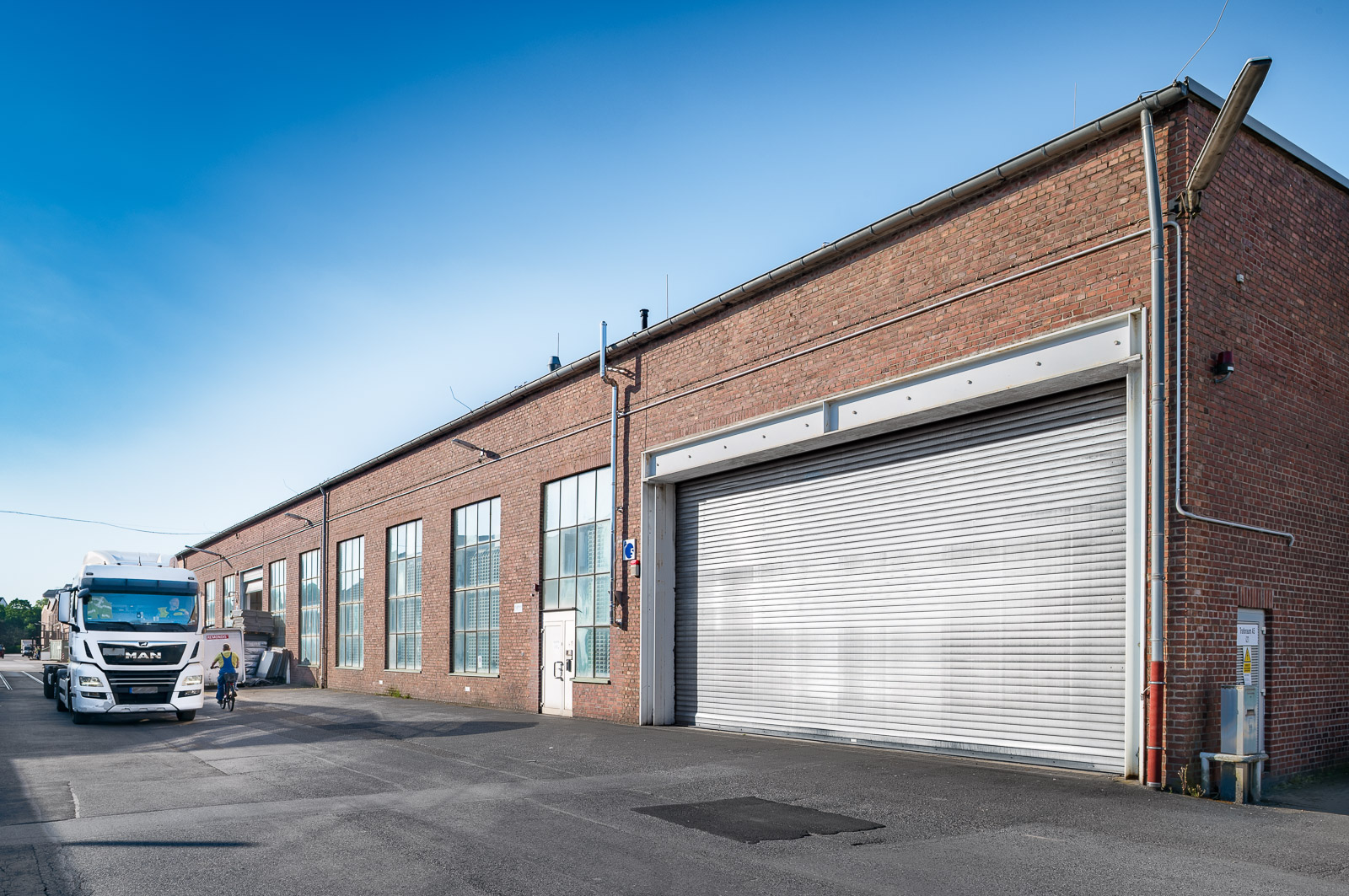 industriepark-terrania-halle-a5-web