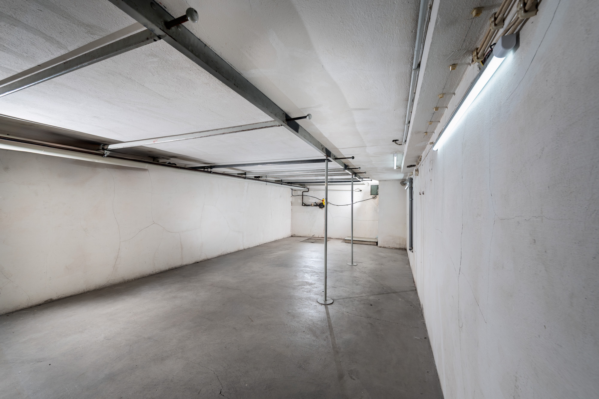 brueckstr-19-kleiderlager-keller-6