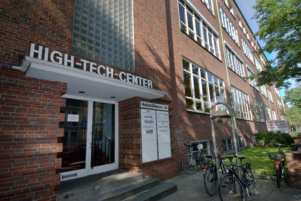 Direkt vom Eigentümer: helle Loftfläche! Neuausbau im Fritz-Höger-Backsteinbau - Eingangsbereich