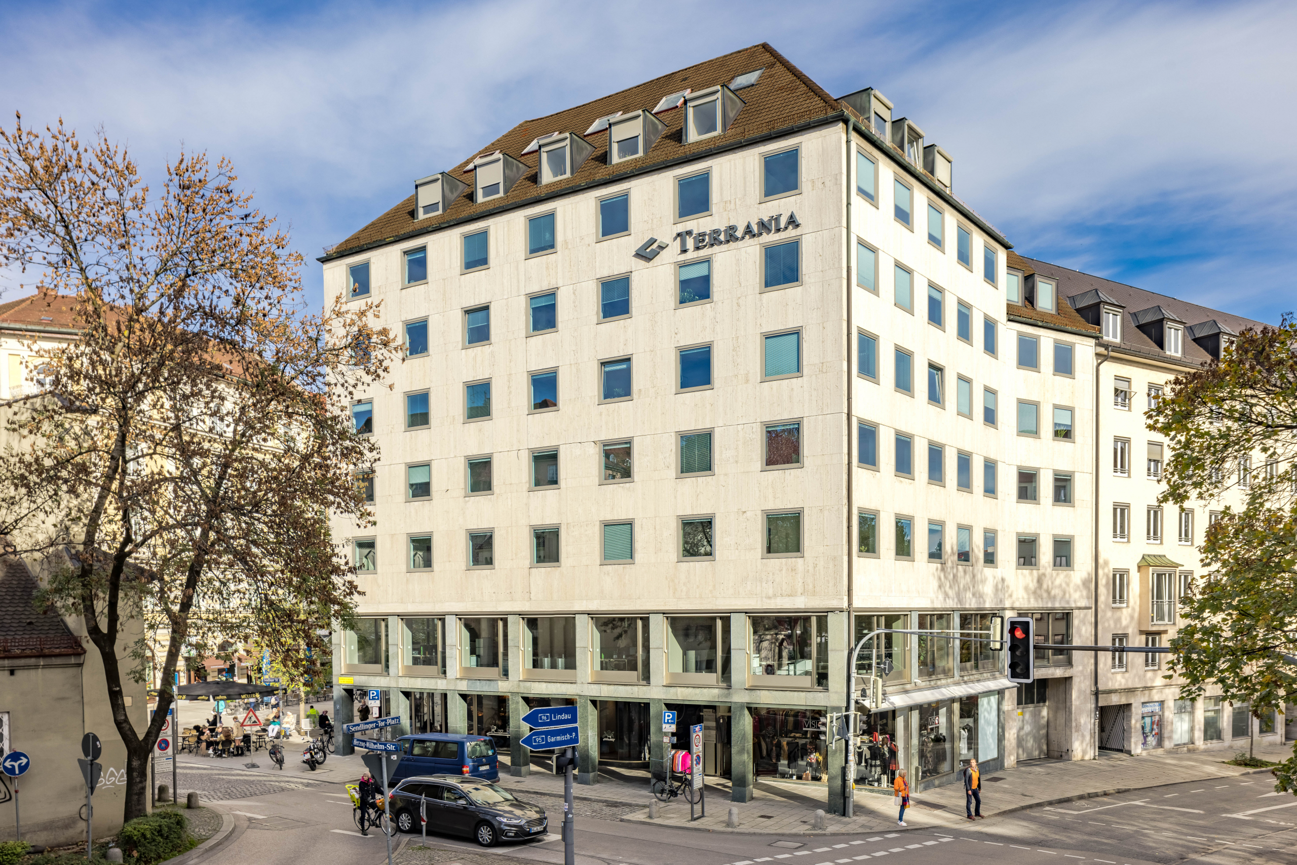 Direkt vom Eigentümer: exklusive & moderne Büroetage mit großzügiger Fensterfront am Sendlinger Tor! - Außenansicht 2