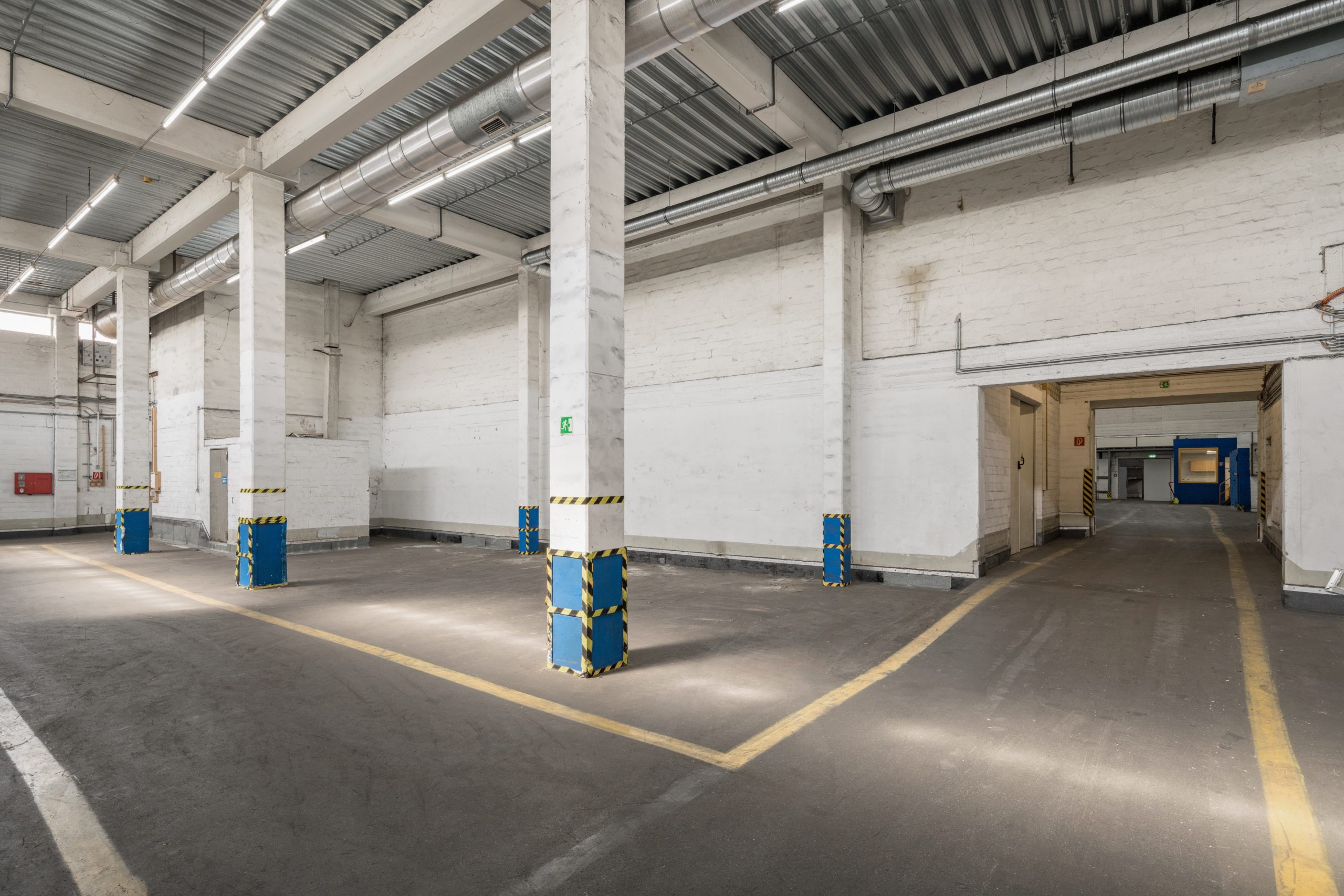 Direkt vom Eigentümer: Lagerfläche in sehr guter Lage zwischen Autobahn und Innenstadt! - TN 230717 Terrania - Karlstraße 14-4574 20x30