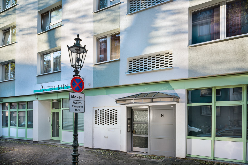 Direkt von Eigentümer: saniertes City-Apartment mit Stil - Hauseingang